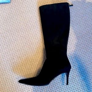 Gucci black toe pointed high boots great condition